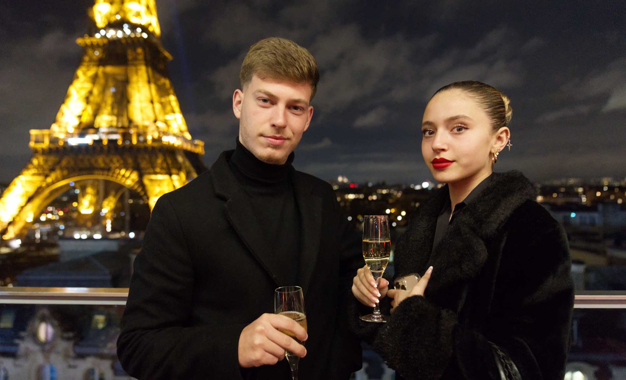 Portrait professionnel réalisé lors d'une soirée d'entreprise à l'hôtel Pullman Tour Eiffel